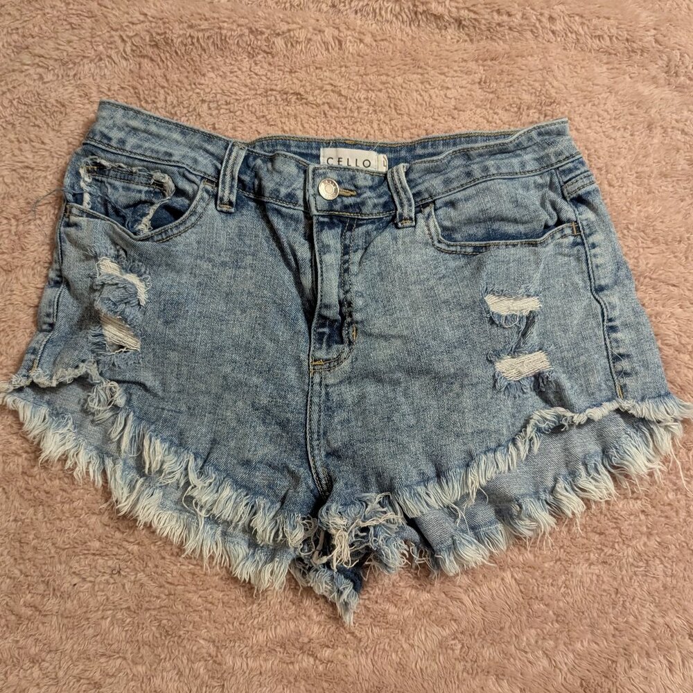 Cello Frayed Jean Shorts, Size L